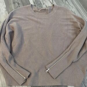 Philosophy gray ribbed sweater with zipper accents size medium